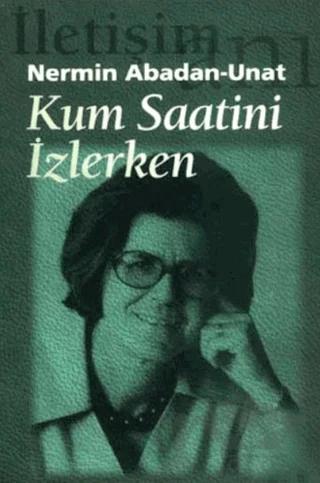 Kum Saatini İzlerken